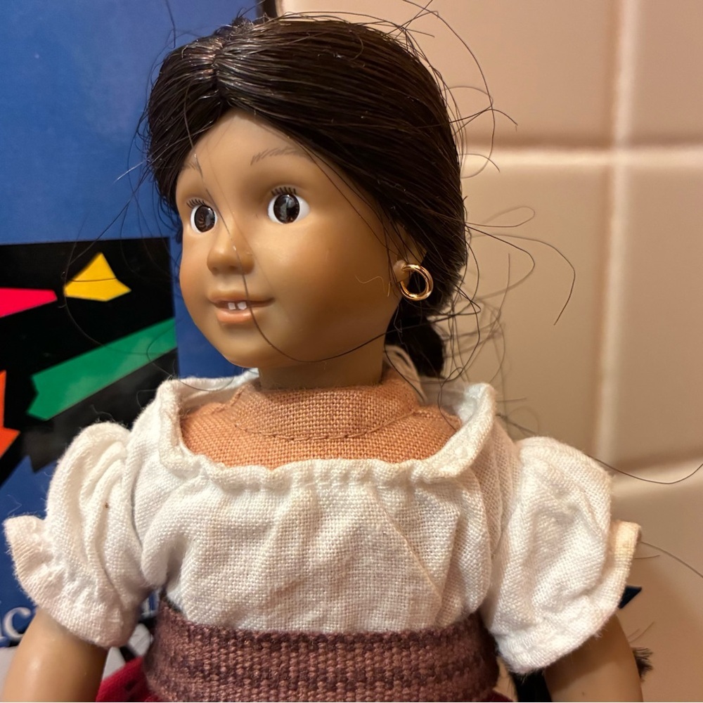 First Edition Pleasant Company Josefina Mini Doll w/ Glass Eyes - Picture 2 of 13